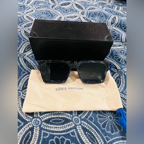 Louis Vuitton 1.1 Millionaires Sunglasses - Picture 2 of 7
